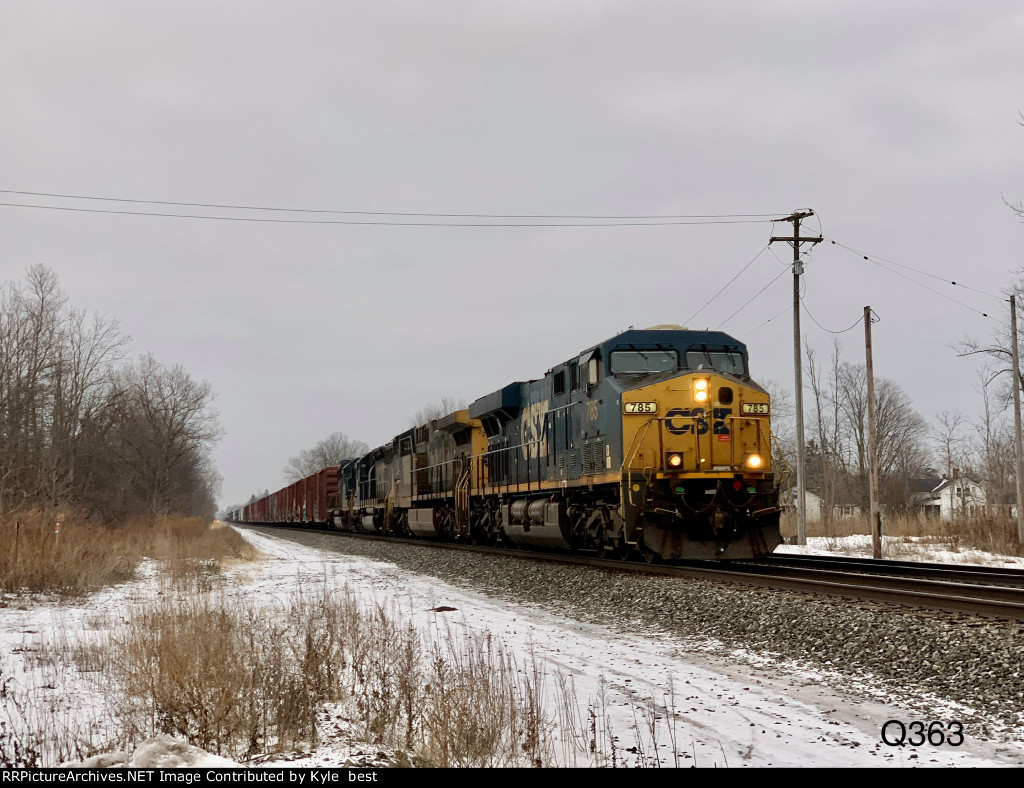 CSX 785 on Q363